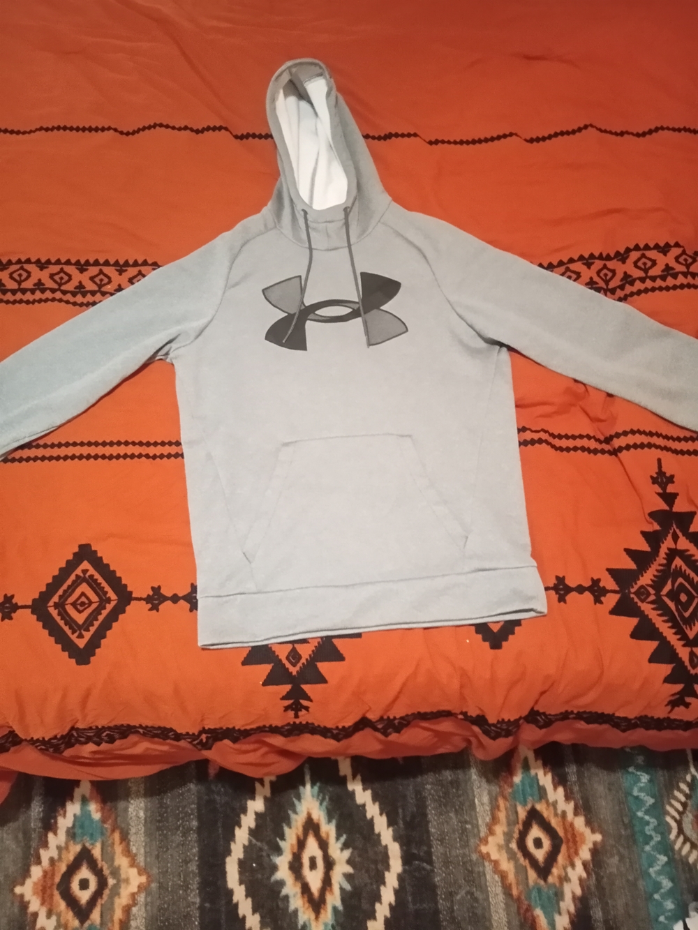 Under Armour Men’s Light Gray Hoodie with Black Logo